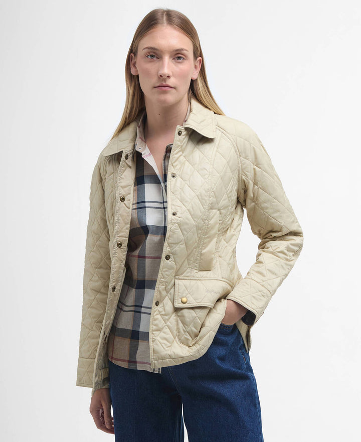 Barbour Women’s Summer Beadnell Quilted Jacket- Pearl